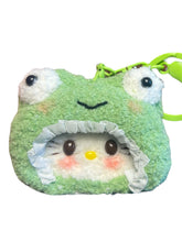 Load image into Gallery viewer, Cute Flat Animal Pie Crochet Keychain K027