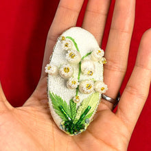 Load image into Gallery viewer, Premium Dainty Detailed Embroidered Flower Hairclip's K0426