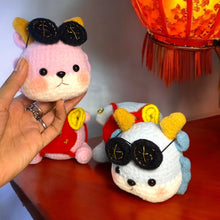 Load image into Gallery viewer, Lucky New Year Dragon Brother & Sister with Magnetic Heads Fuzzy Crochet Figure Pair K0432