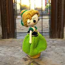 Load image into Gallery viewer, Royal Cold Queen Sister Crochet Figure K0505