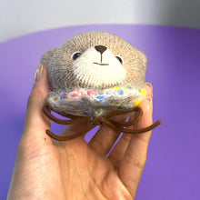 Load image into Gallery viewer, Bear Head Brothers Knitted Keychain's K0508