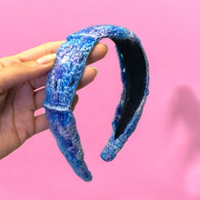 Load image into Gallery viewer, Plenty of Color Crocheted Headband K0525