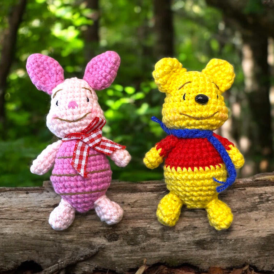 Forrest Pals: Bear & Piggy Crochet Keychain Pair K0529